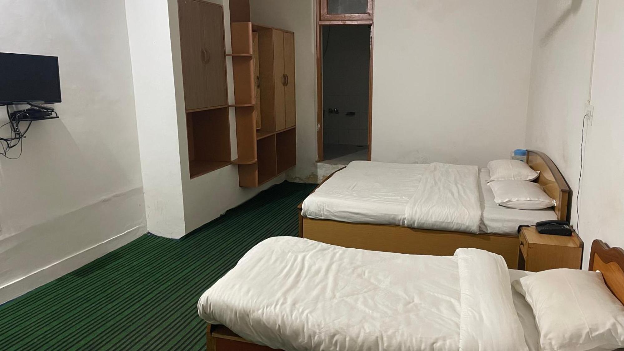 Hotel Senorita Σριναγκάρ Εξωτερικό φωτογραφία